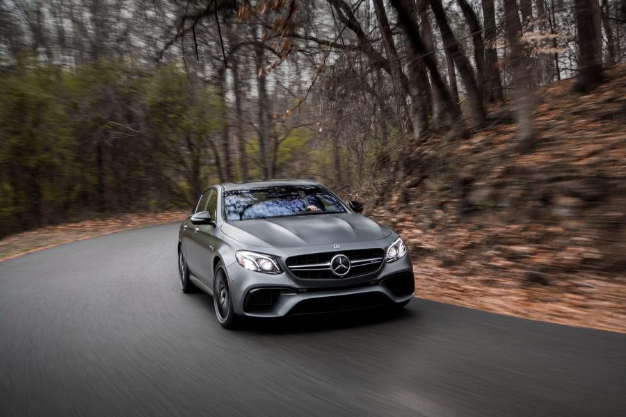  Mercedes-AMG E63 S 4Matic+ (W213) 2017 года  (NA) (фото 12 из 40)